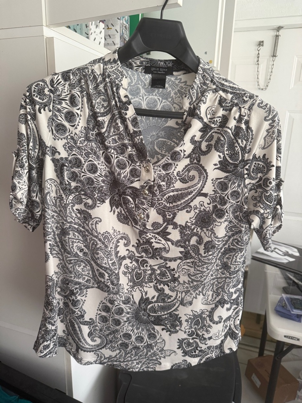 Love Ryan Black & White Paisley Short-Sleeve V-Neck Blouse
